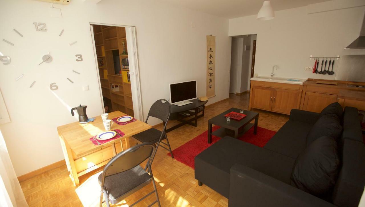 Apartment In Lavapies Madrid Center Exterior foto