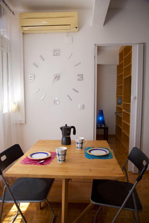 Apartment In Lavapies Madrid Center Exterior foto